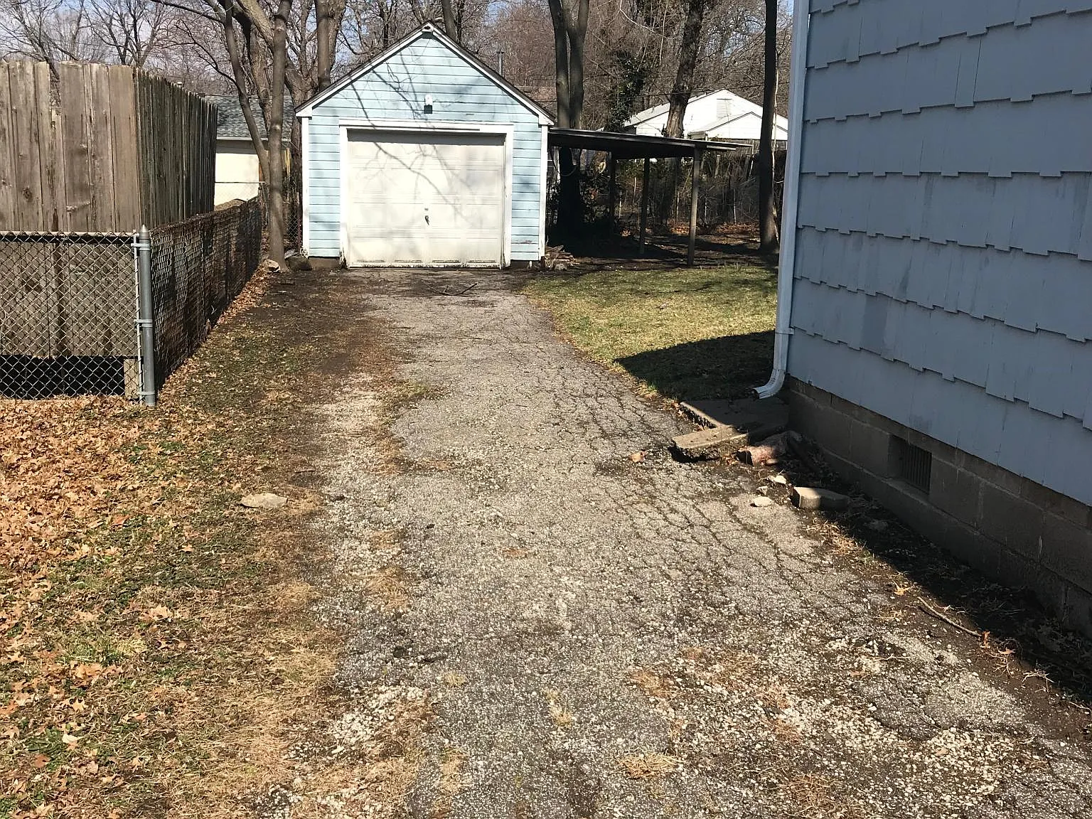 1 bed, 718 sqft, $2,117 — Photo 3