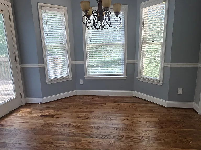 1025 River Overlook Dr — Photo 6