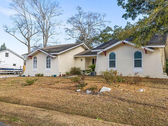 2nd image of 2808 Limestone Blvd