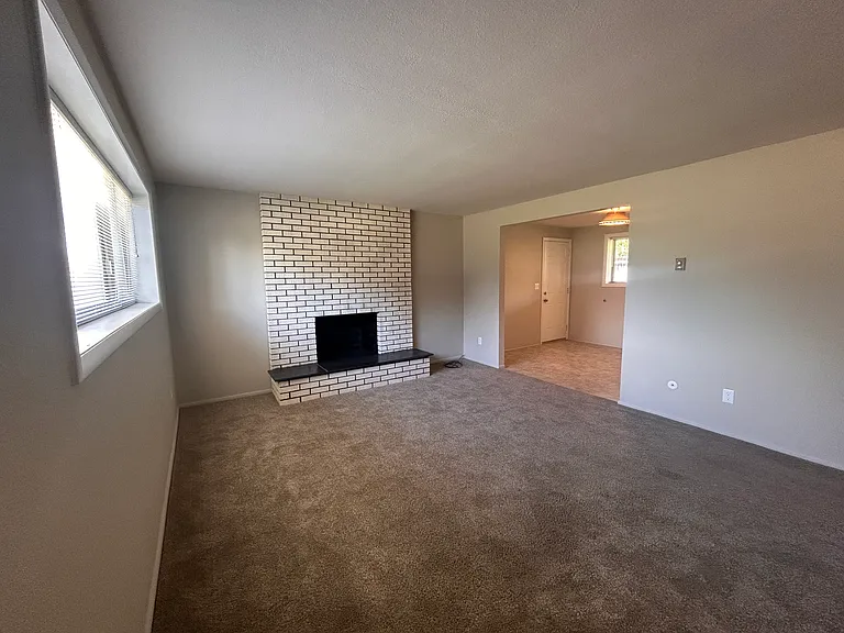 9186 W Dalton Pl — Photo 7