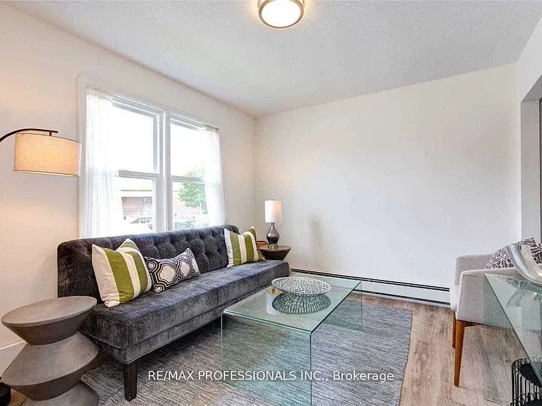 284 Gledhill Ave #4 — Photo 4