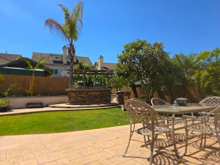 817 Briarpoint Pl — Photo 8