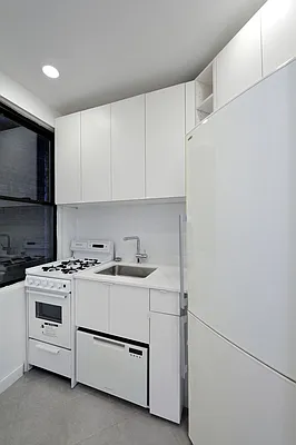Rented by Aether Property Group | media 14