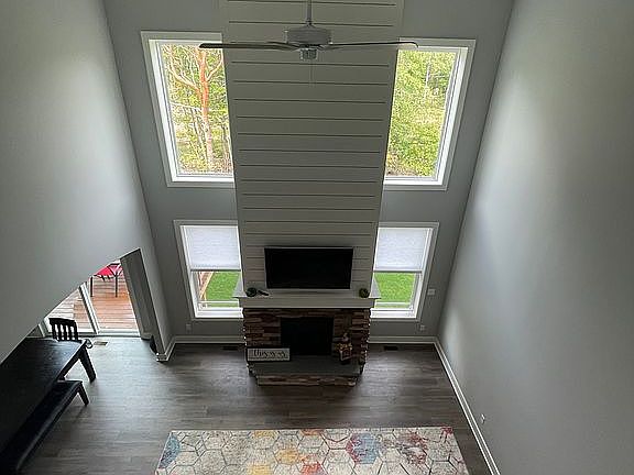 3rd image of 14567 Windway Dr