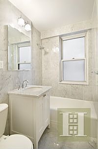 5th image of 165 W 66th St APT 5C