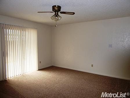 5th image of 8966-8964 Laguna Vista Ct