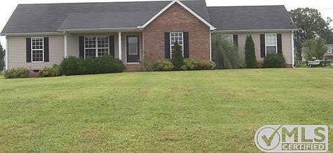 1st image of 145 Broomsage Cir