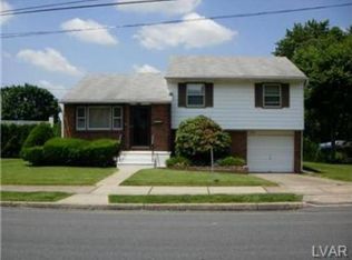 2337 Woodcrest Ave, Bethlehem, PA 18017