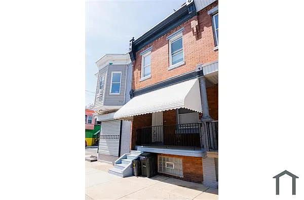 Building Photo - 3002 N Stillman St