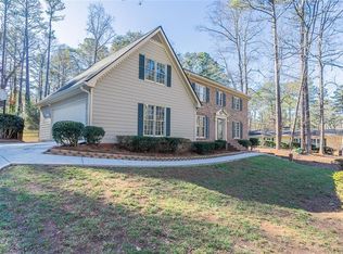 1537 Rivermist Dr, Lilburn, GA 30047