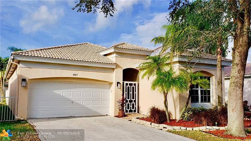 1st image of 6867 NW 32nd St
