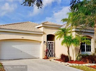 6867 NW 32nd St, Margate, FL 33063