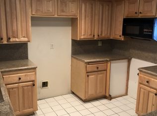 4566 W 172nd St APT 2, Lawndale, CA 90260