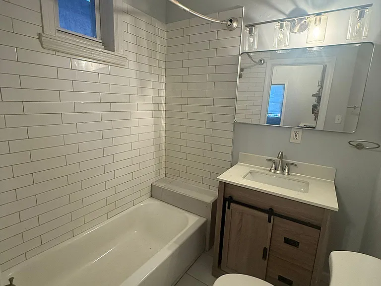 3805 Baring St #1F — Photo 2