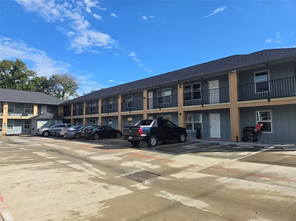 22061 Russell Dr #10, New Caney, TX 77357