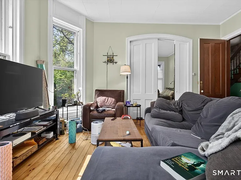 285 Humphrey St #1 — Photo 4