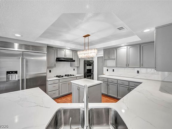3rd image of 2707 Fan Palm Ct