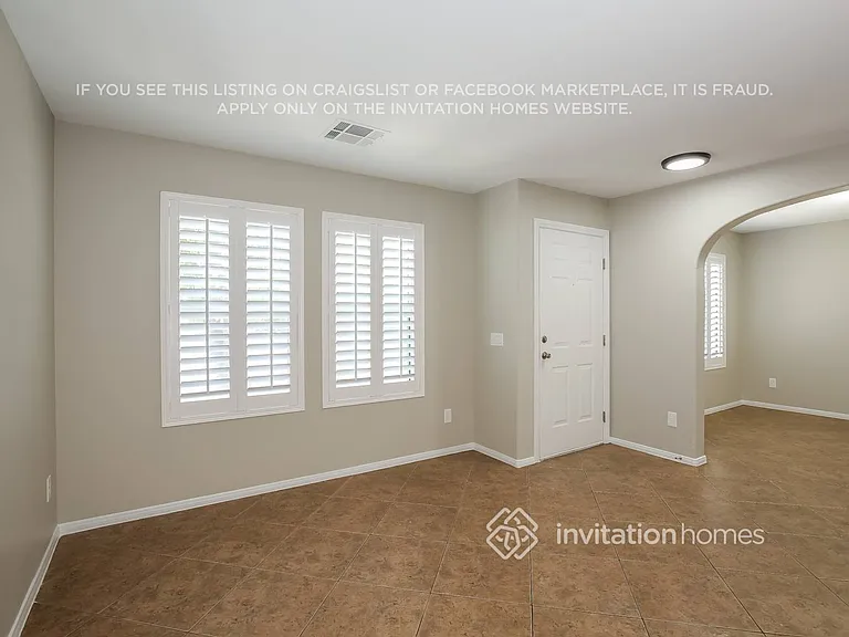 5349 Santa Fe Hts — Photo 2