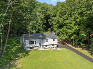 31 Ponderosa Rd, Carmel, NY 10512
