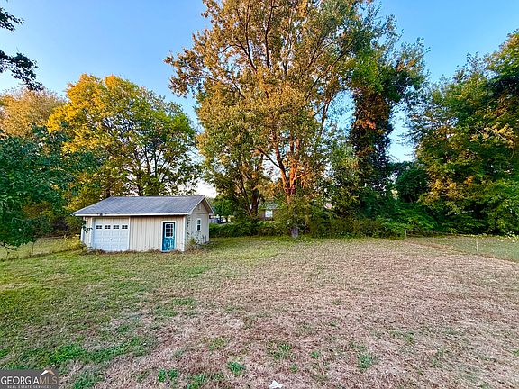 4th image of 114 Beech Creek Dr NW