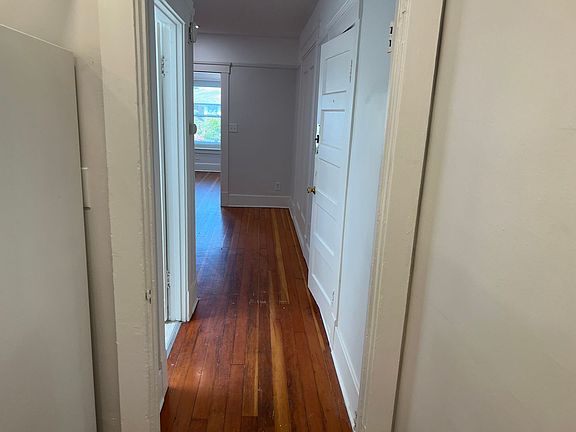 4th image of 303 3rd Ave APT C