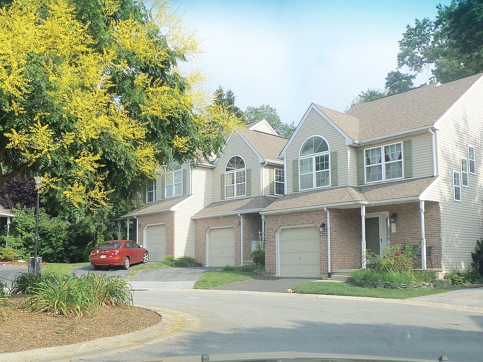 1st image of 120 Talleyrand Dr