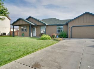 1462 S Cougar Dr, Moses Lake, WA 98837