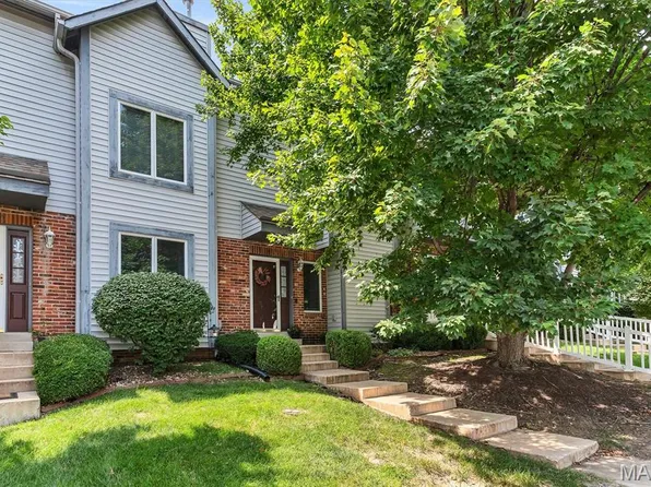 4006 Sherman Park Dr, Saint Charles, MO 63303