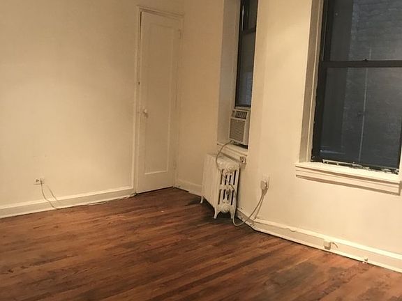 3rd image of 355 E 88th St APT 2D