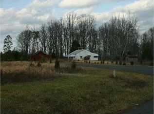 2000 Doctor Merritt Rd, Nathalie, VA 24577