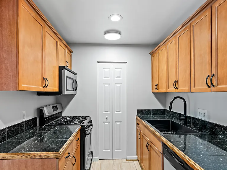 214 Park Terrace Ct SE #87 — Photo 8