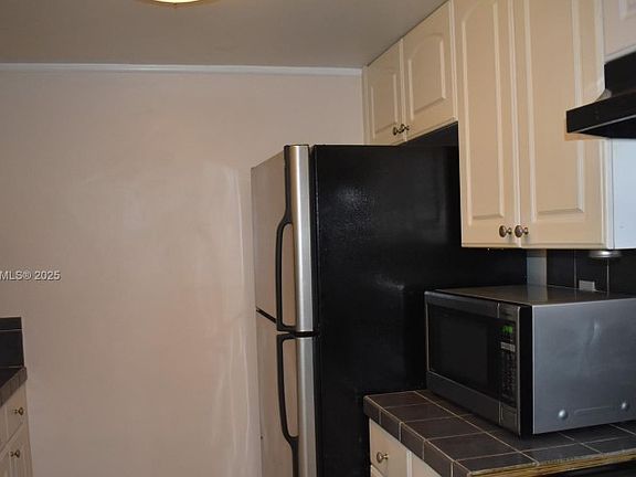 4th image of 4125 NW 88th Ave APT 101