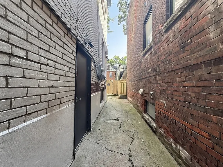57 Cowan Ave #U302 — Photo 12