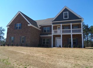 90 Gunner Dr, Fort Mitchell, AL 36856