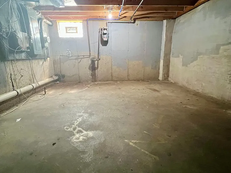 2154 N Carlisle St — Photo 25