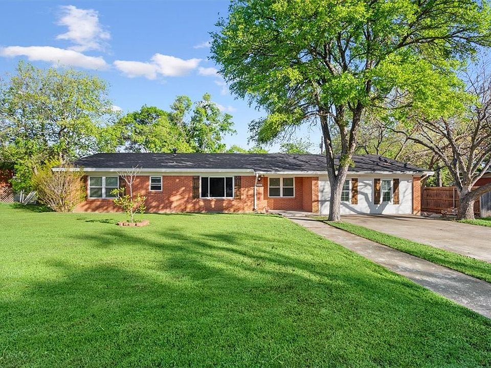 1st image of 8809 Oakdale Dr