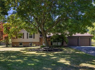 117 Heather Dr, Rochester, NY 14625