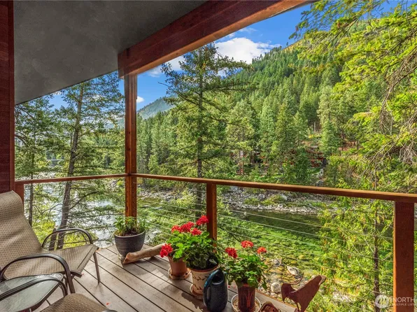 8970 Icicle Road, Leavenworth, WA 98826