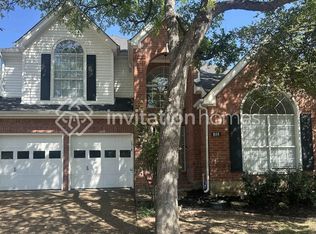 808 Olde Towne Dr, Irving, TX 75061