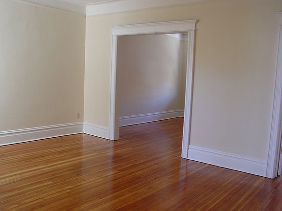 3rd image of 426 Palisade Ave
