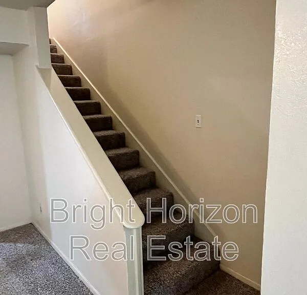 1408 Arvel Cir #B — Photo 10