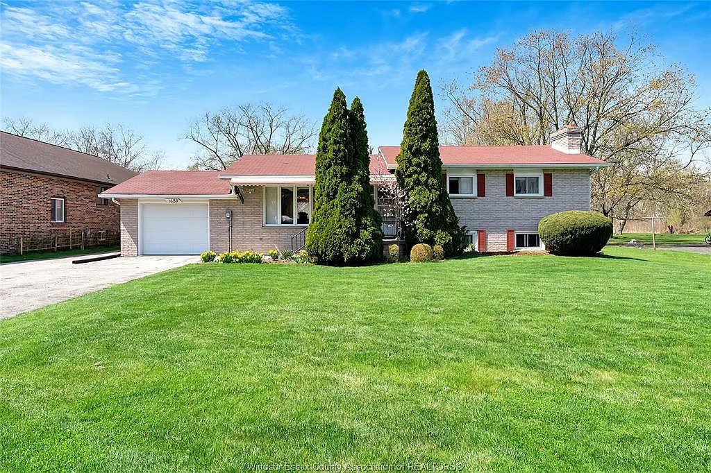 3 bed, 1.5 bath, $2,650 — Photo 1
