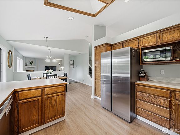 5th image of 26332 77th Avenue NW