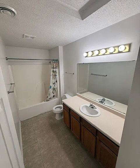 400 S Main St #2 — Photo 7