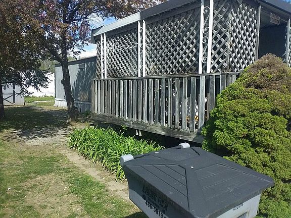 2nd image of 3805 NW Ash Ct