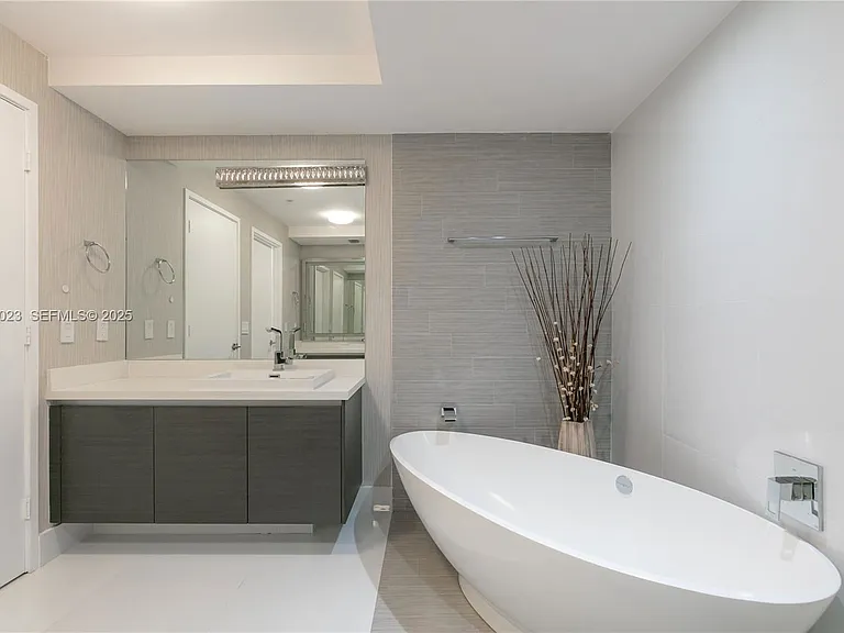300 Sunny Isles Blvd #4-1607 — Photo 21