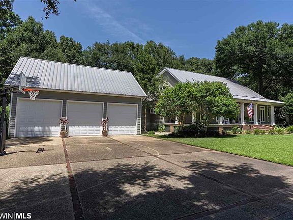 4th image of 703 Jordan Ln E