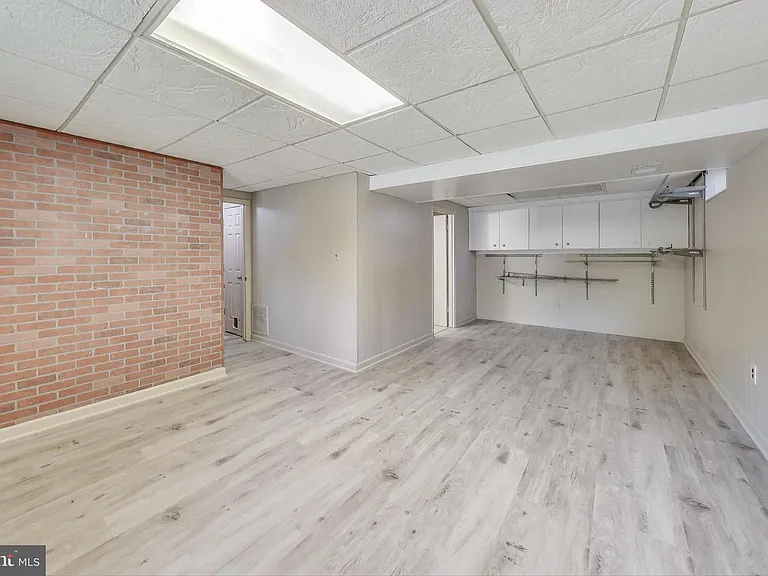 9217 Briarchip St — Photo 27