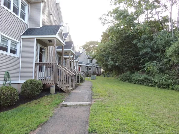 173 Russo Avenue #611, East Haven, CT 06512