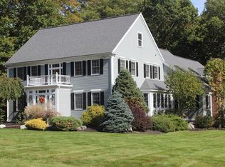 8 Quail Run, Medfield, MA 02052